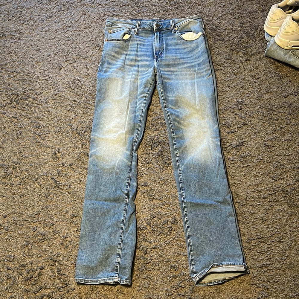 American Eagle Relaxed Straight Jeans 34/36